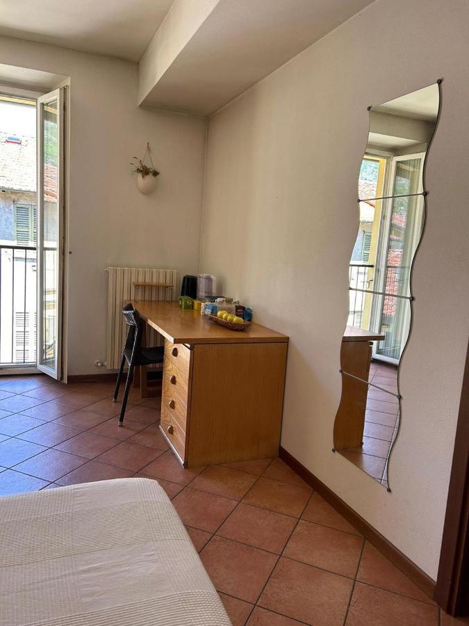 Lecco Only Females Guest House Zewnętrze zdjęcie