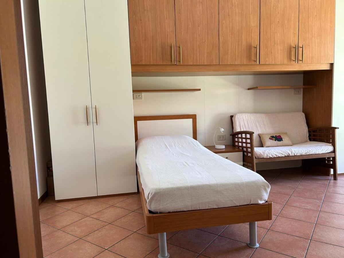 Lecco Only Females Guest House Zewnętrze zdjęcie